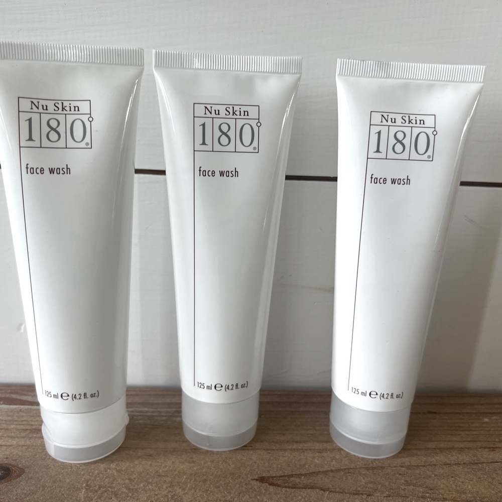 NuSkin 180 Vitamin C face wash- 3 new tubes!